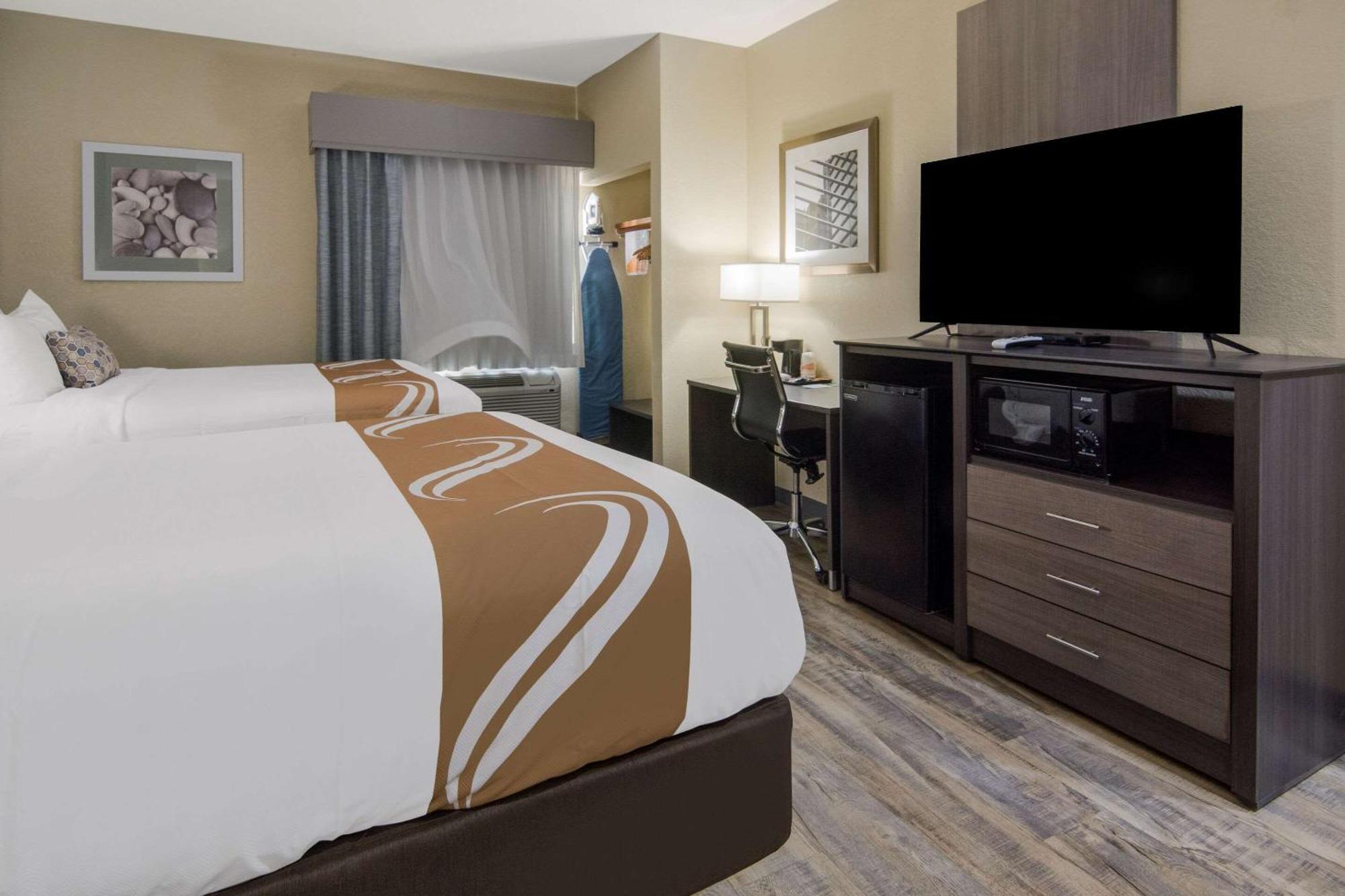 Quality Inn & Suites Roanoke - Fort Worth North Extérieur photo